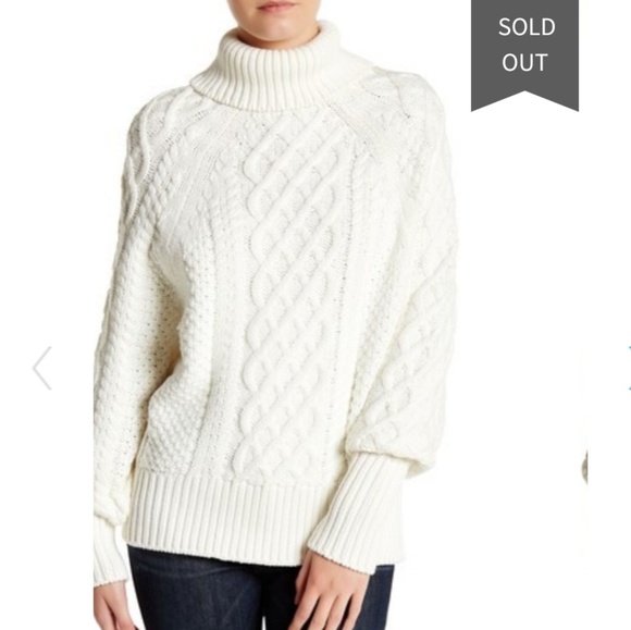 lovestitch Sweaters - NWOT Lovestitch Chunky Dolman Sweater